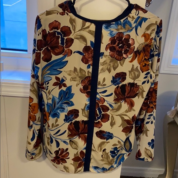 Zara blouse - Picture 4 of 4